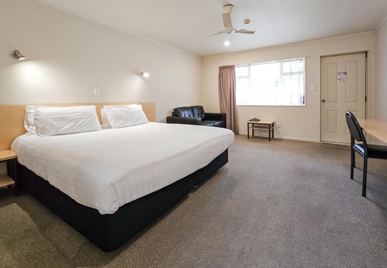 Captain Cook Motor Lodge Гисборн Экстерьер фото
