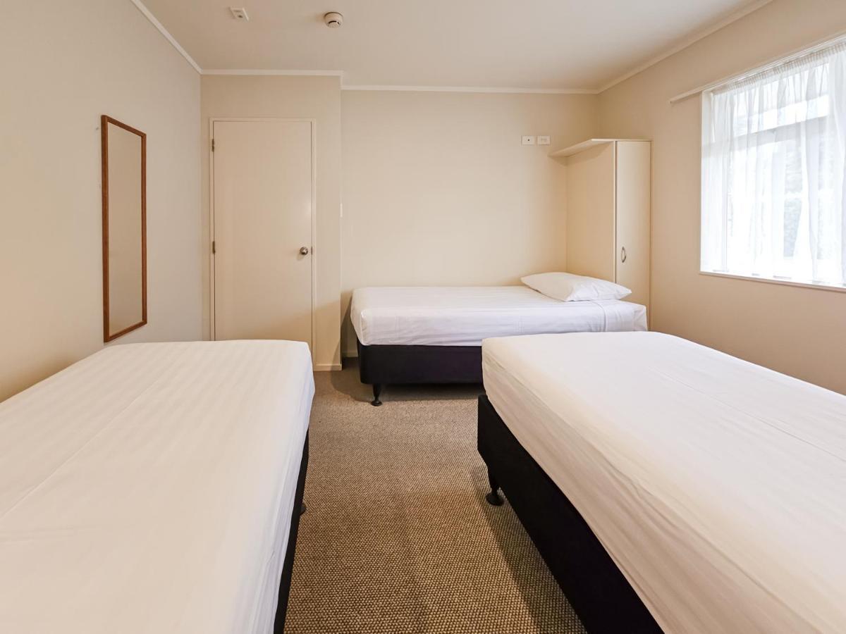 Captain Cook Motor Lodge Гисборн Экстерьер фото