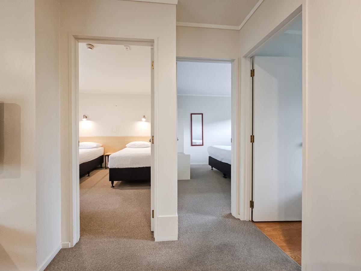 Captain Cook Motor Lodge Гисборн Экстерьер фото